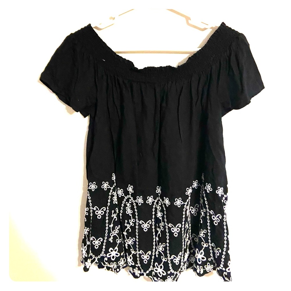 Old Navy Off- Shoulder top